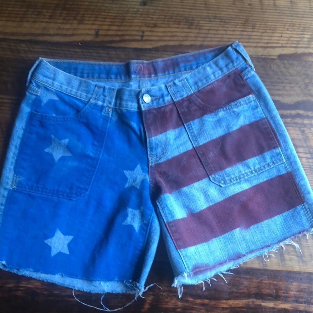 Old Navy Diva Size 6 American Flag Hand Painted Shorts Raw Hem